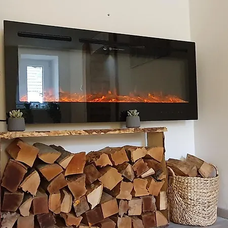 Apartment Jacuzzi, Hot Tub, And Sauna Retreat Near Heviz *